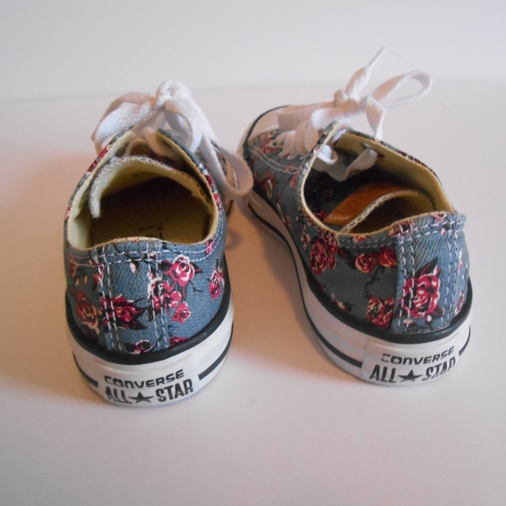 Converse All Star Girls Shoes Size 11 - Picture 3 of 4